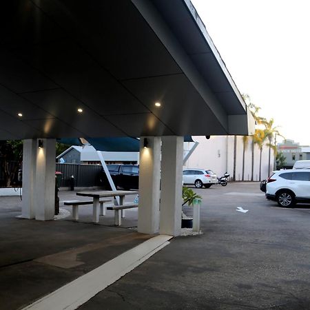 Zorba Waterfront Motel Batemans Bay Extérieur photo