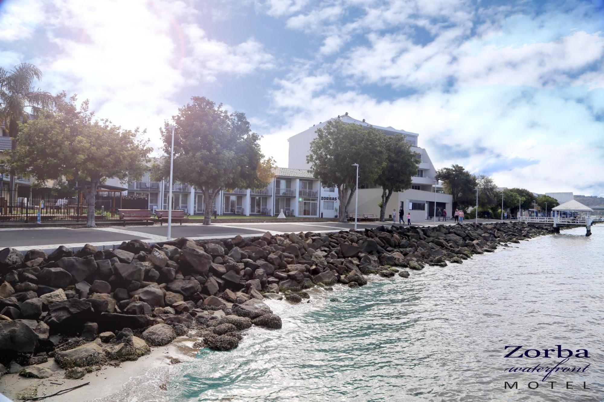 Zorba Waterfront Motel Batemans Bay Extérieur photo