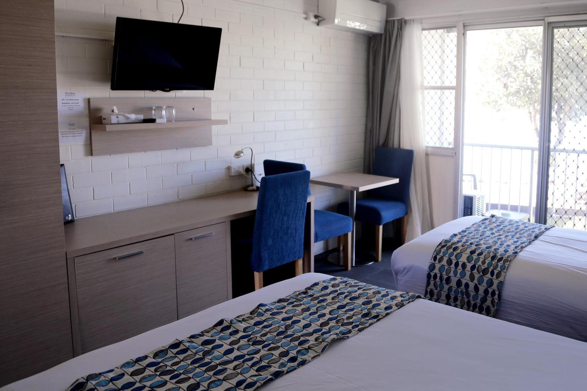Zorba Waterfront Motel Batemans Bay Extérieur photo