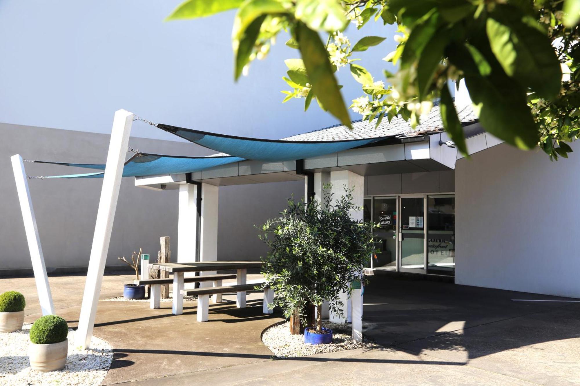 Zorba Waterfront Motel Batemans Bay Extérieur photo