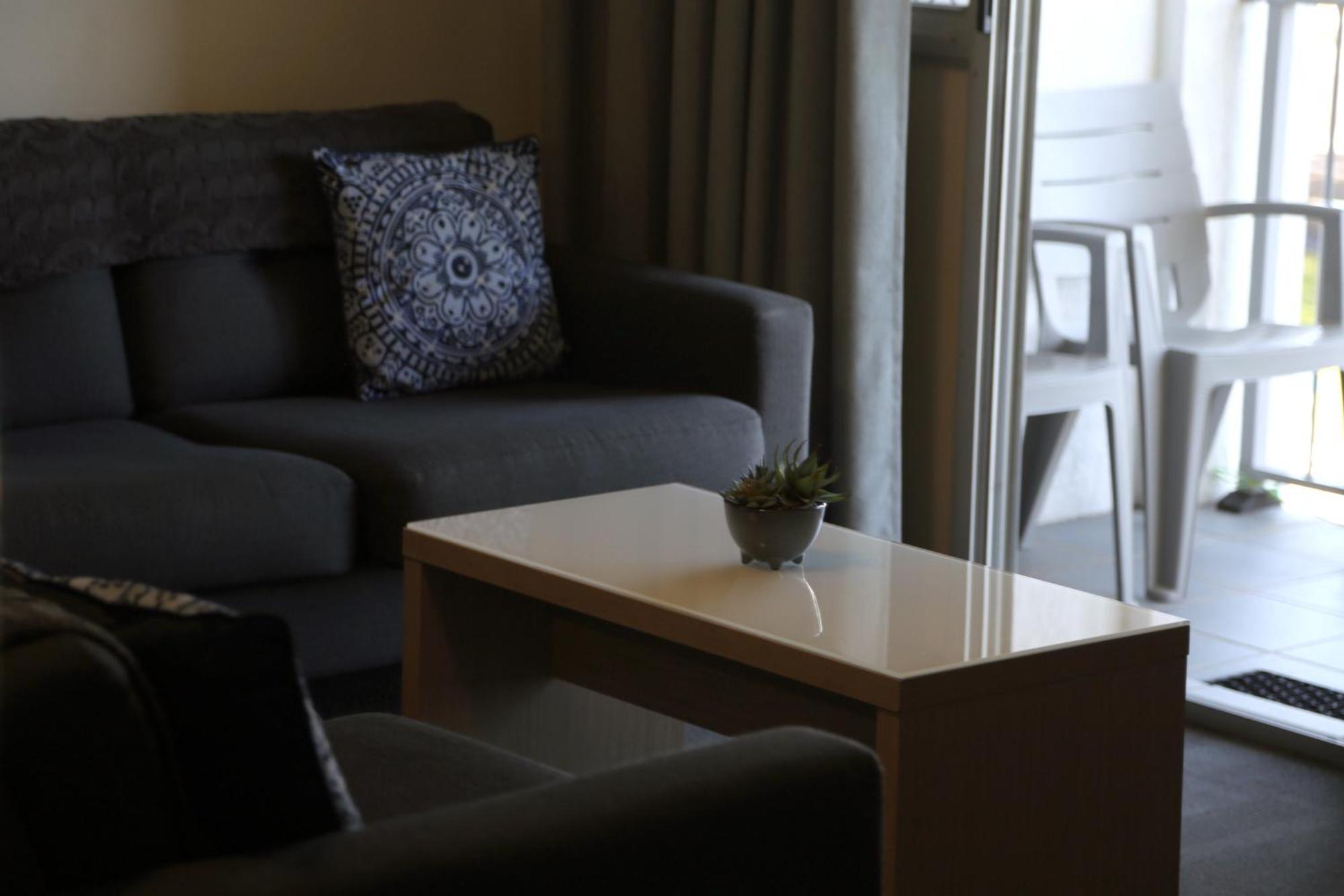 Zorba Waterfront Motel Batemans Bay Extérieur photo
