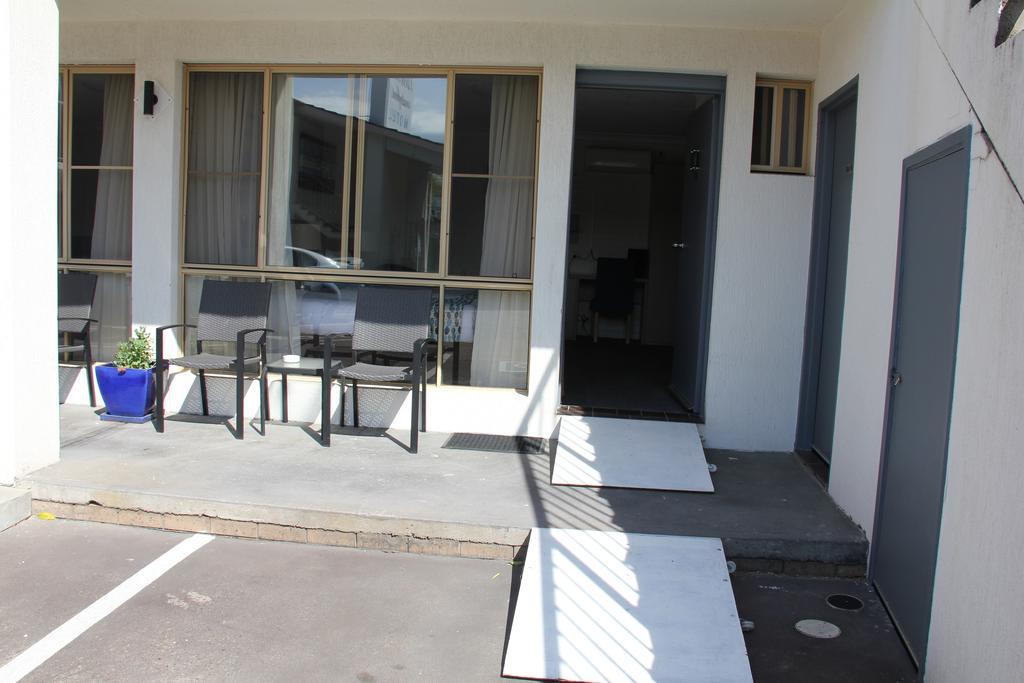 Zorba Waterfront Motel Batemans Bay Extérieur photo